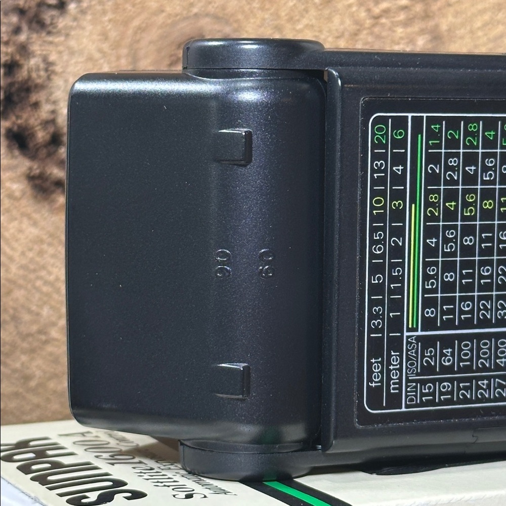 SUNPACK Softlite 1600A Automatic Exposure Control Camera Flash - Picture 7 of 11